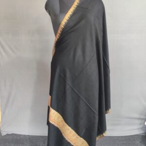 Pure Pashmina Black Shawl – Handwoven Craft from the Valley